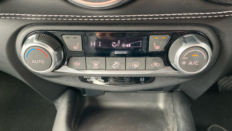 Nissan Juke 1.0 DiG-T 114 Tekna 5dr DCT Petrol Hatchback